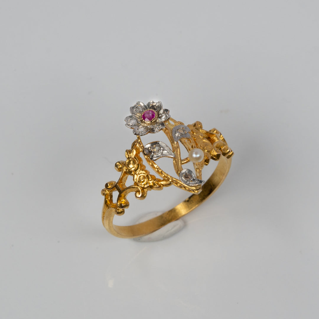 アンティーク 忘れな草のマーキーズリング(ダイヤ、サファイア、天然真珠)