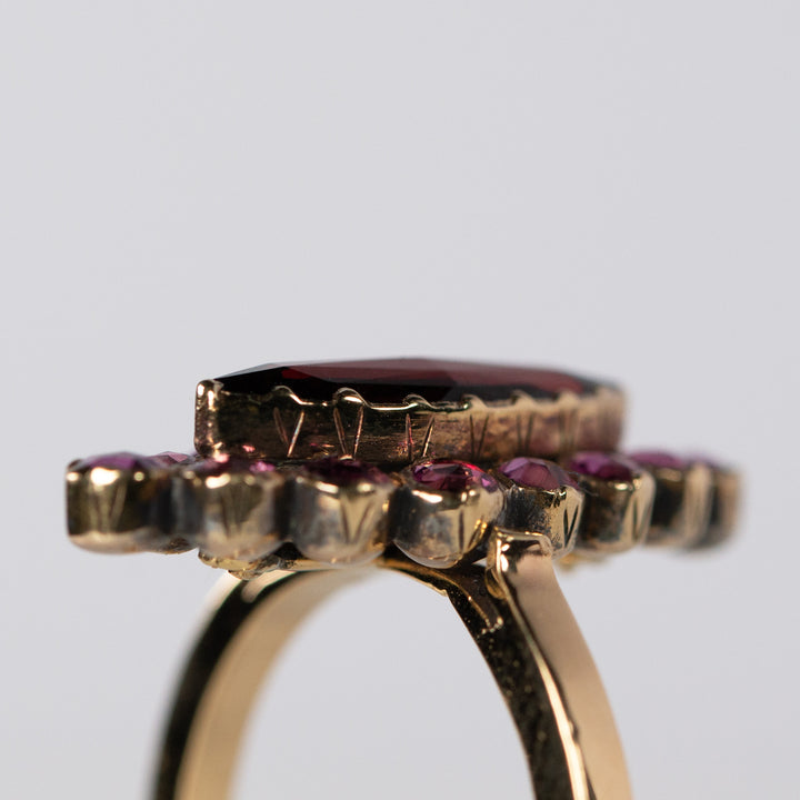 アンティーク ペルピニャンガーネットのマーキーズリング