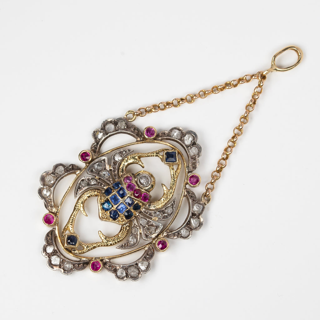 エジプトマニア スカラベのペンダント（ダイヤモンド