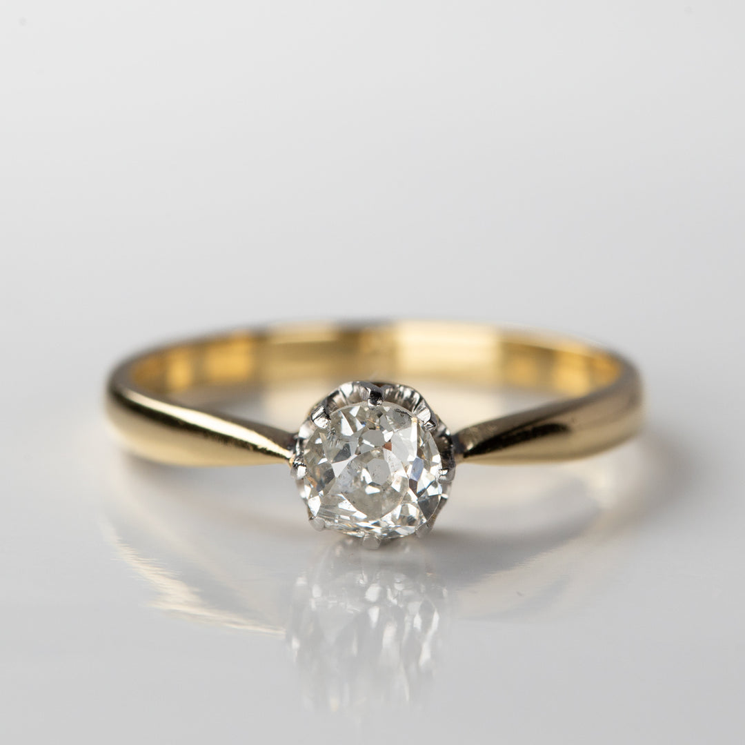 オールドヨーロピアンカットのゴールドソリテールリング