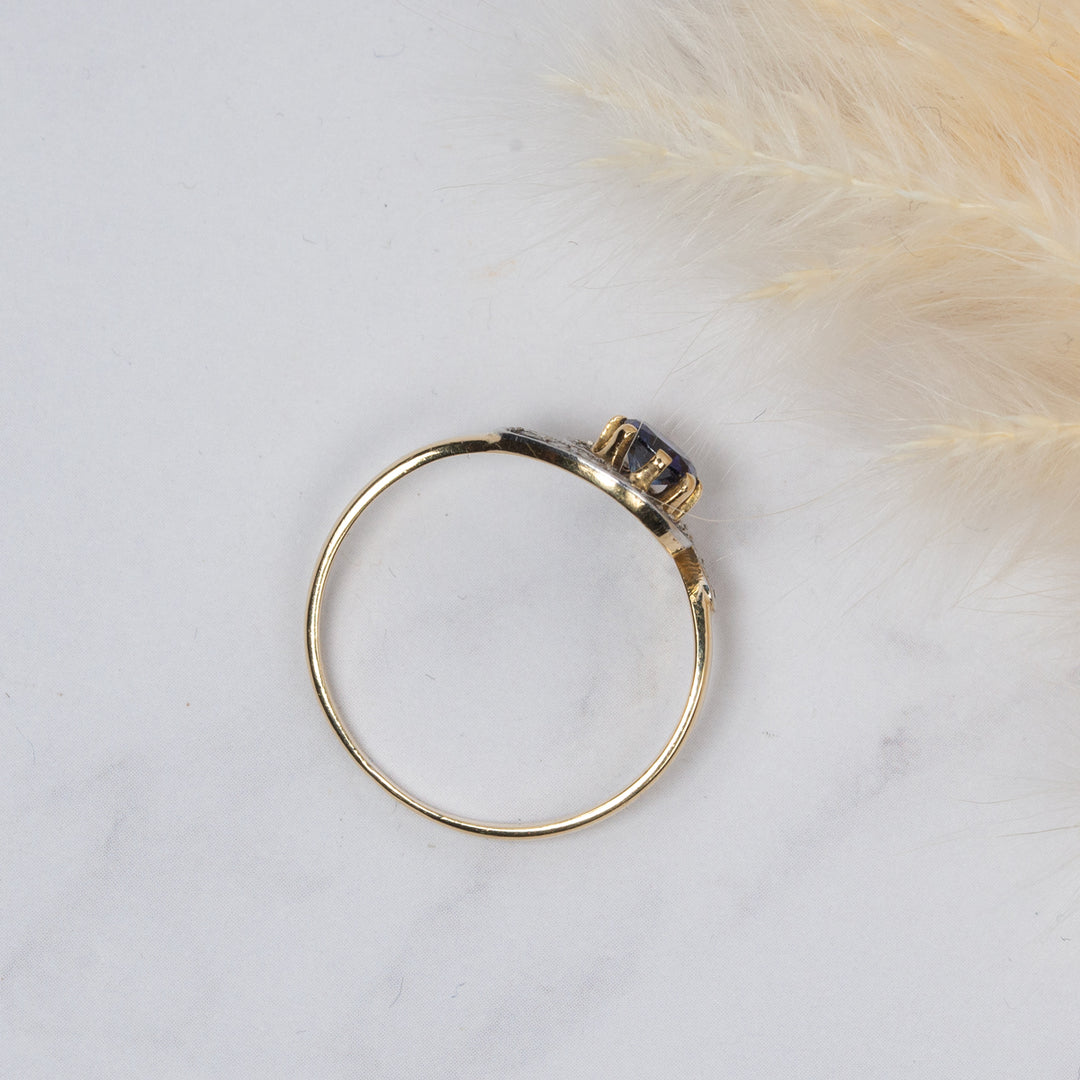 ブルーサファイアのトゥルビヨンリング