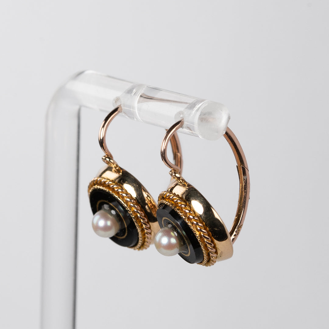 オニキスとパールのドルムーズピアス（ナポレオン3世様式）